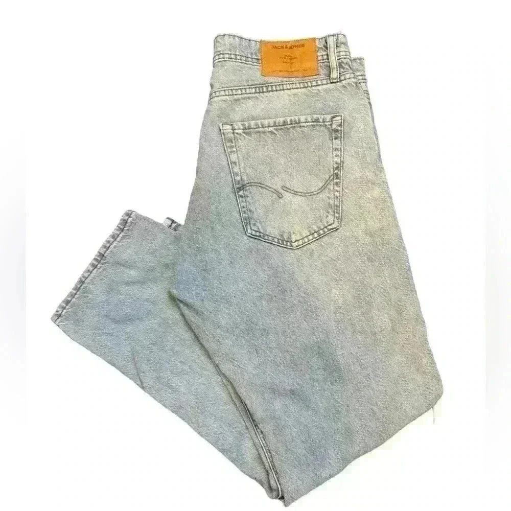 Jack & Jones Loose/Chris Men’s Jeans Button Fly  Size 33 Distressed Knees